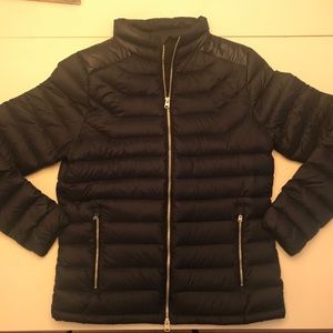 Abercrombie & Fitch Lightweight Puffer Jacket